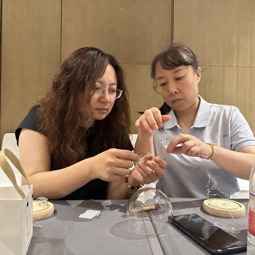 医患共同制作小夜灯